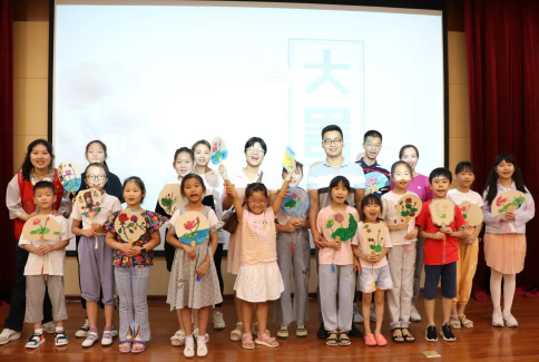 当涂县博物馆开展二十四节气之大暑绘团扇主题活动